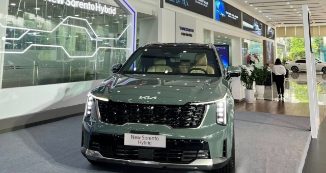 Kia Sorento HEV 2026 lộ diện tại Việt Nam với loạt nâng cấp đáng chú ý, cạnh tranh Santa Fe Hybrid